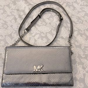 Michael Kors crossbody with removable strap